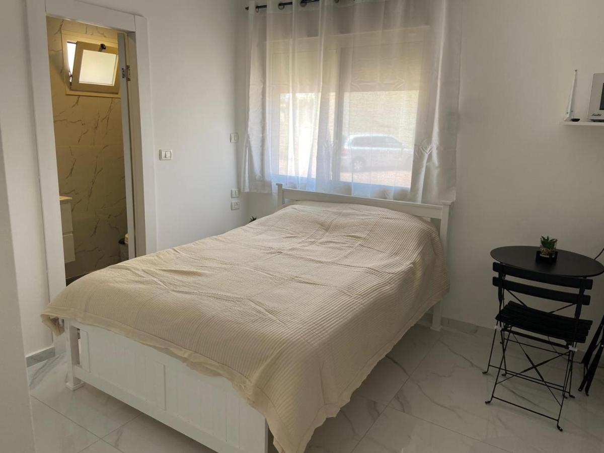 פנינת הדקל בבאר אורה Hotel Exterior photo